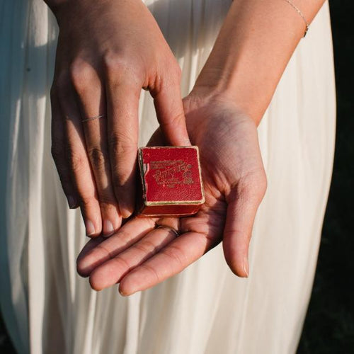 book ring box