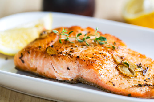 grilled salmon with garlic and herbs