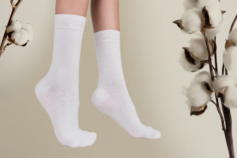 Embrace the pure feel of nature with these bamboo cotton socks, merging comfort with sustainable luxury.