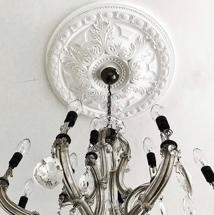 Plaster Ceiling Roses Centre Pieces Uk Supplier