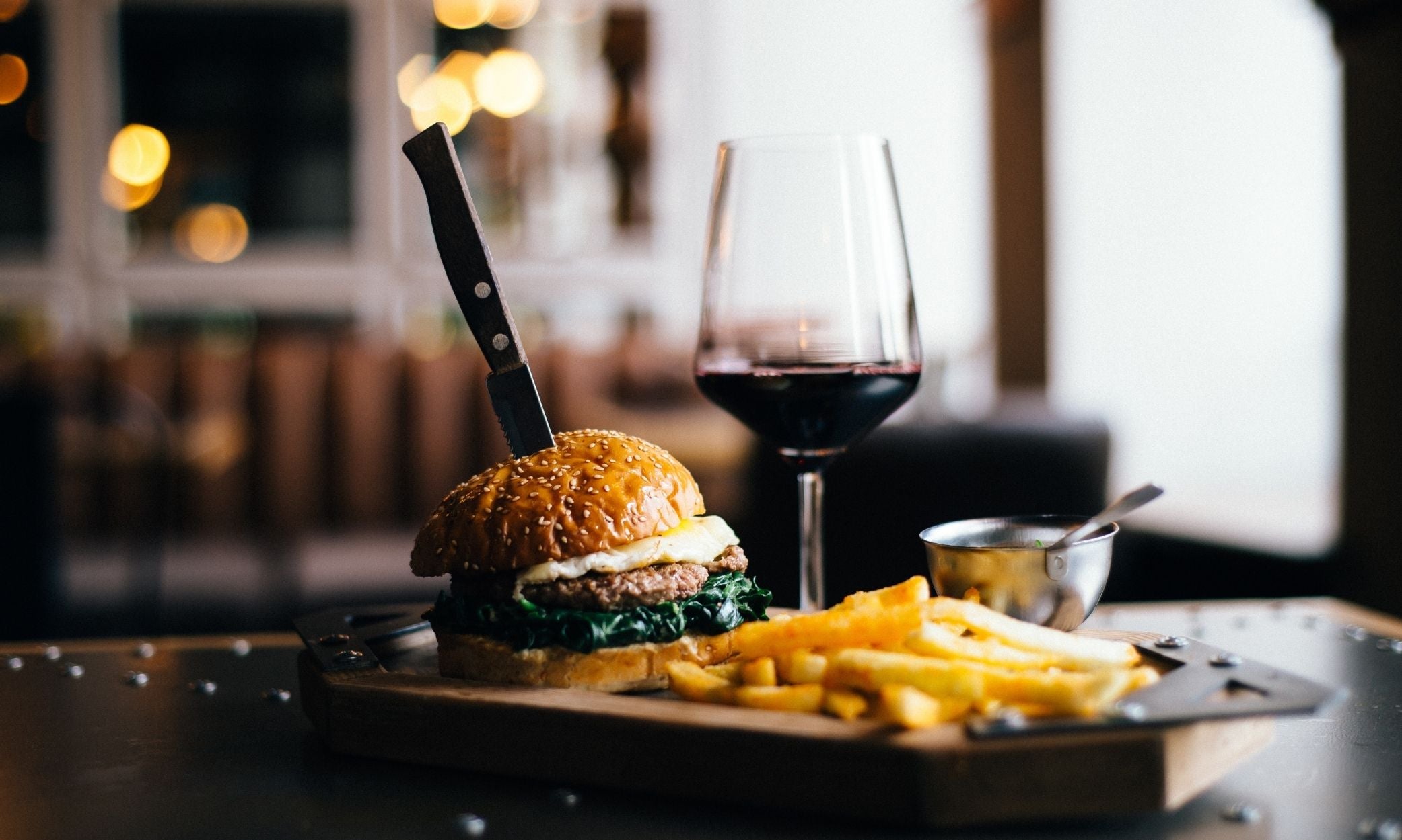 pairing argentina wine with food malbec and burger