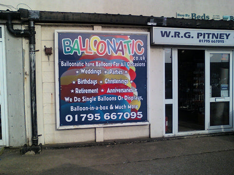 shop sign makers fitters and suppliers sheerness Kent 1st 4 signs