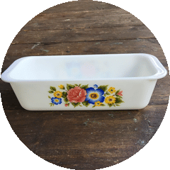 Pyrex England Cottage Garden