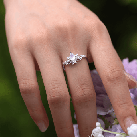 Lotus Moonstone Ring (White Gold)©