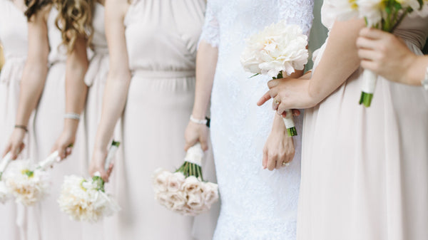 Six-Tips-To-Accessorize-Your-Bridesmaids-3
