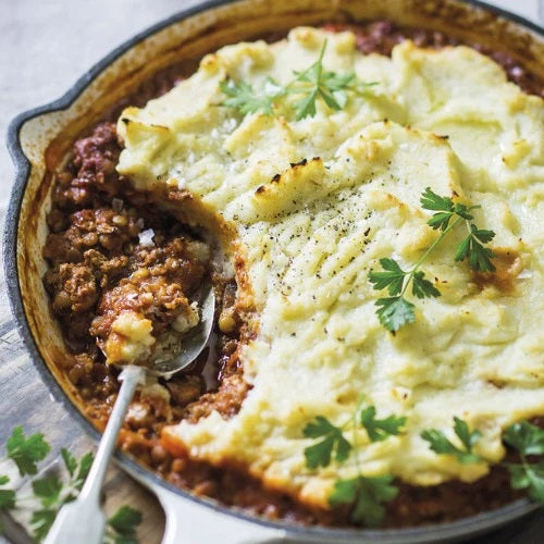 Cottage Pie with Cauliflower Mash.jpg__PID:6a29e02a-c4ad-4d7e-bbd7-dfb6c461581e