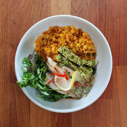 Lemon Thyme Chicken Breast, Pesto Halloumi and Smoked Golden Cauliflower Rice.jpg__PID:f140c784-f95b-4e53-9e4f-680d6775391e