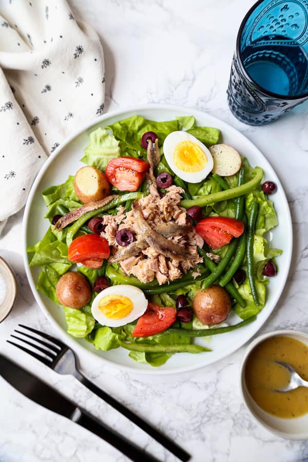 Tuna Nicoise Salad.jpg__PID:9649cc6b-1ac4-4ec4-a52e-0e4cc9ec9c83