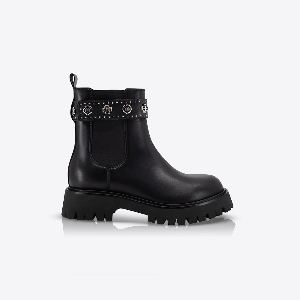 Image of Meadow Boot Black/Silver