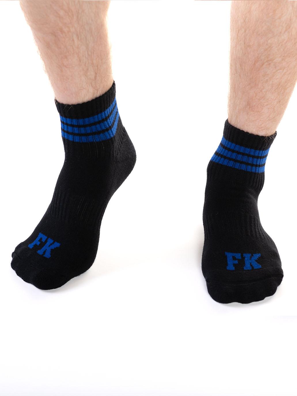 FKSPORTANKLESOCKBLACKWITHBLUESTRIPEFRONT