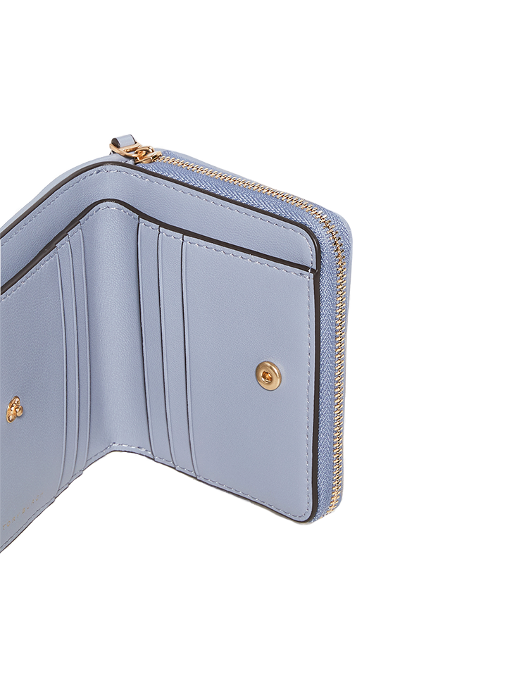 Tory Burch 56820 Kira Chevron Bi-Fold Wallet Cloud Blue/Rolled Brass –  Balilene