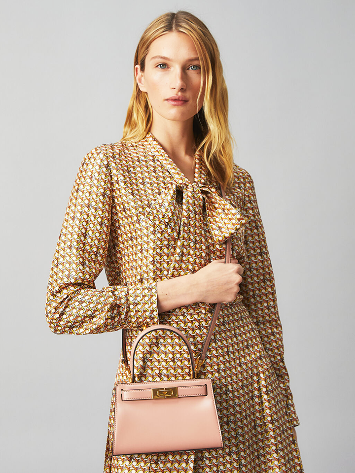 Tory Burch 56912 Lee Radziwill Petite Bag Mallow – Balilene