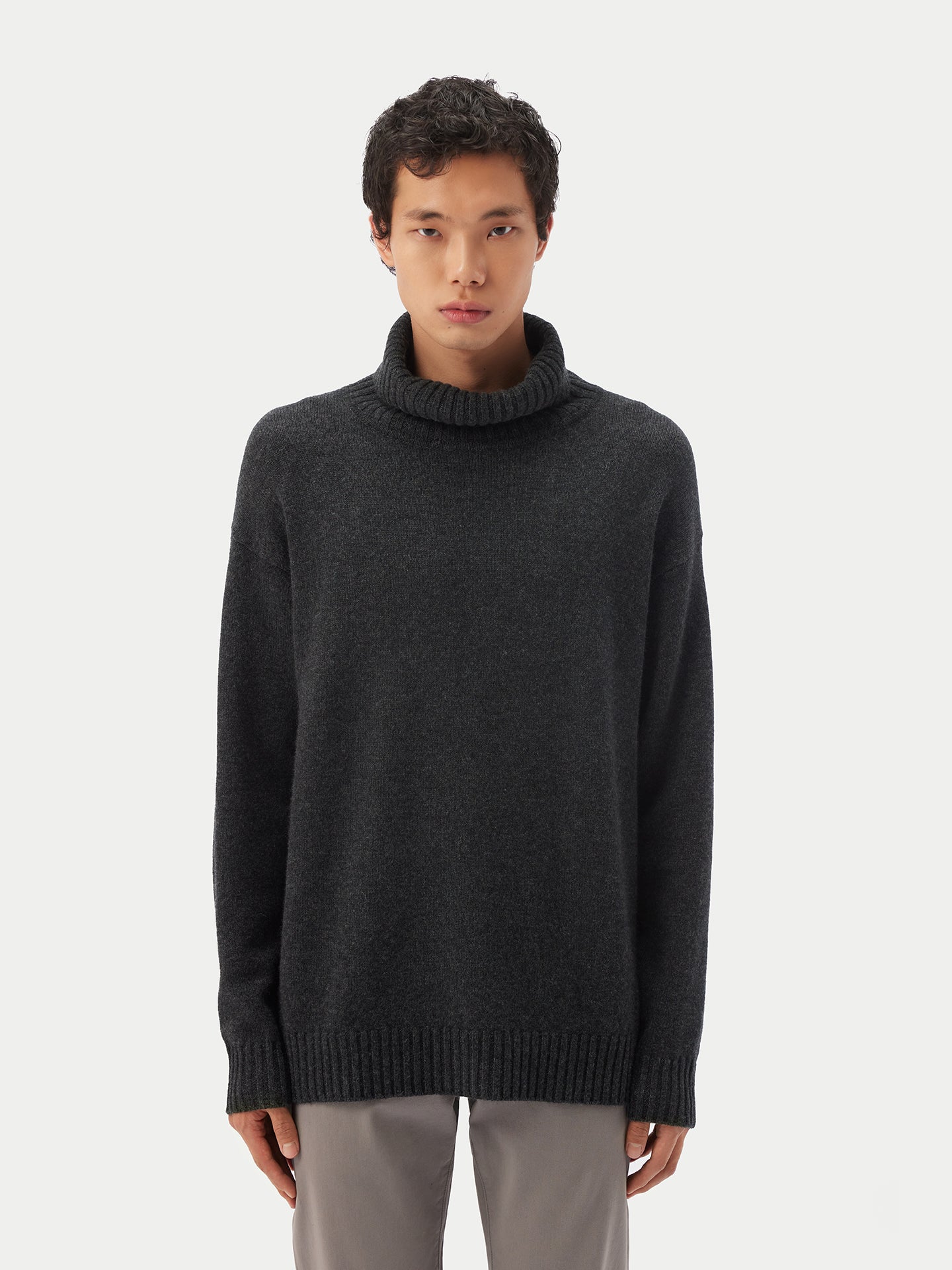 Men's Cashmere Turtleneck Charcoal - Gobi Cashmere