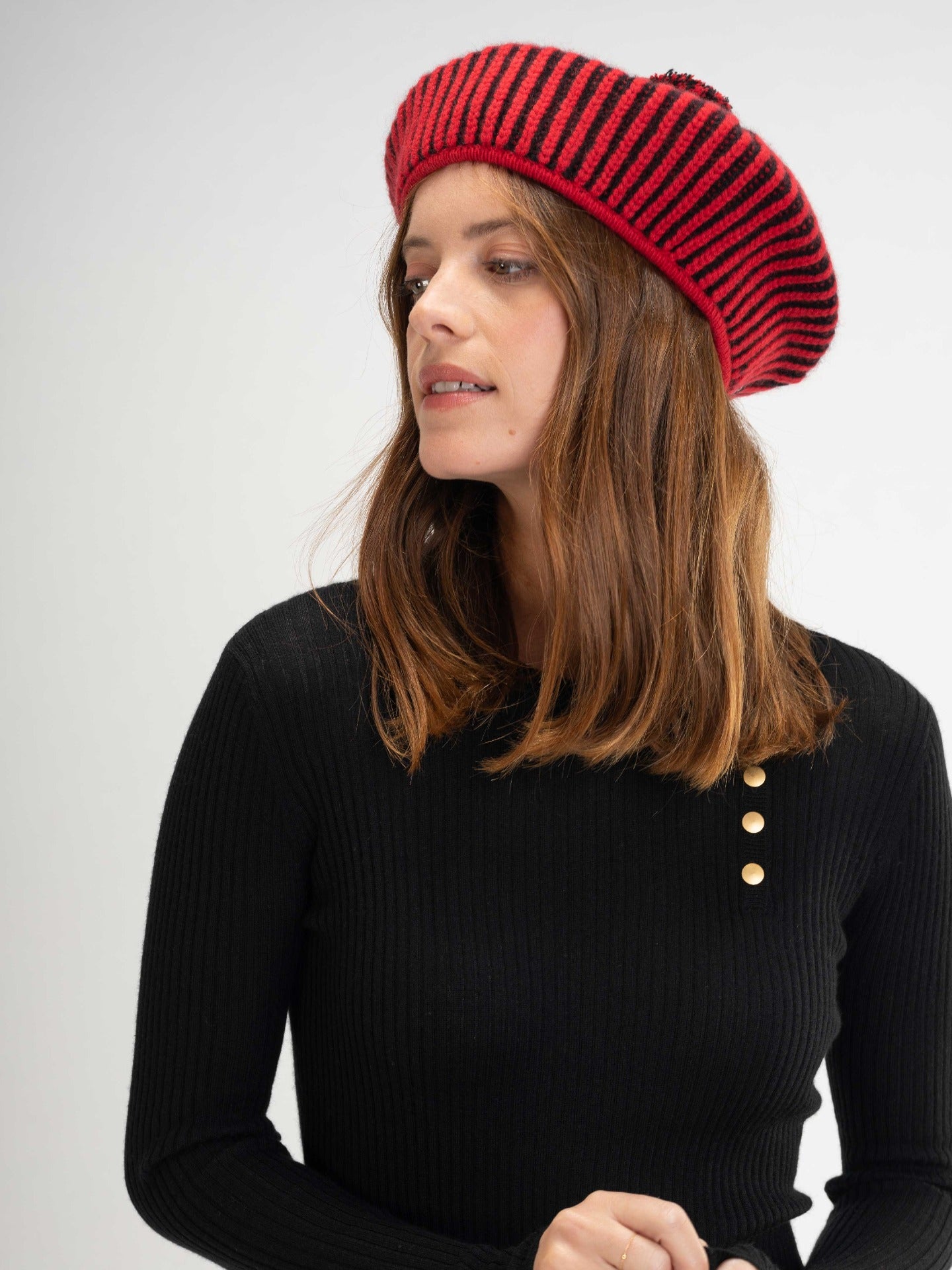 red knitted beret