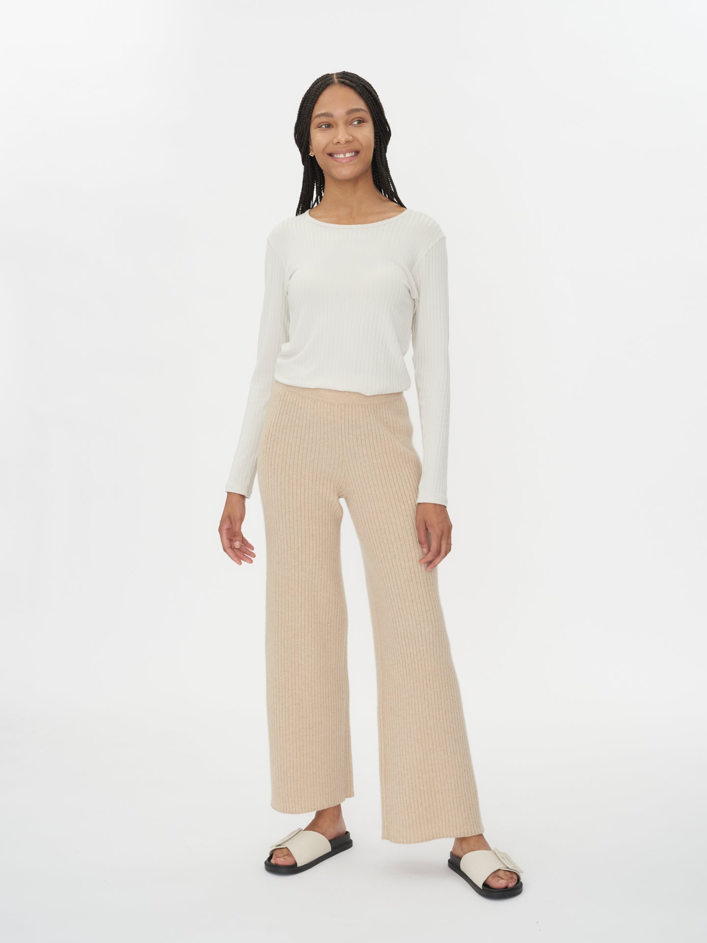 VETCS Women's Casual Cashmere Trousers Comfortable Slit Wide Leg Pants  Knitted Bottom Straight Pants with Pockets,Beige,M : : Clothing,  Shoes & Accessories