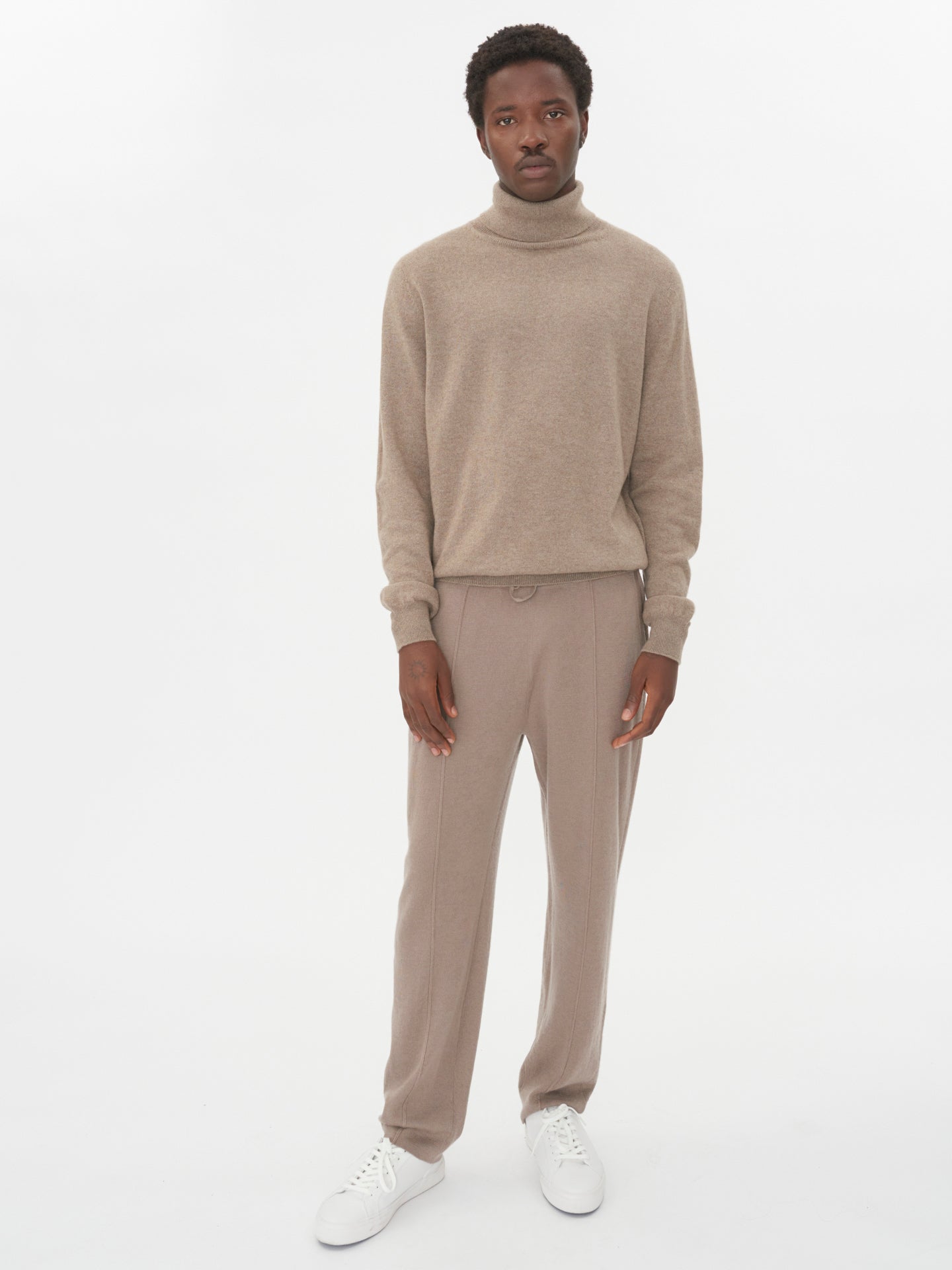 Men's Cashmere Basic Turtle Neck Sweater Taupe - Gobi Cashmere