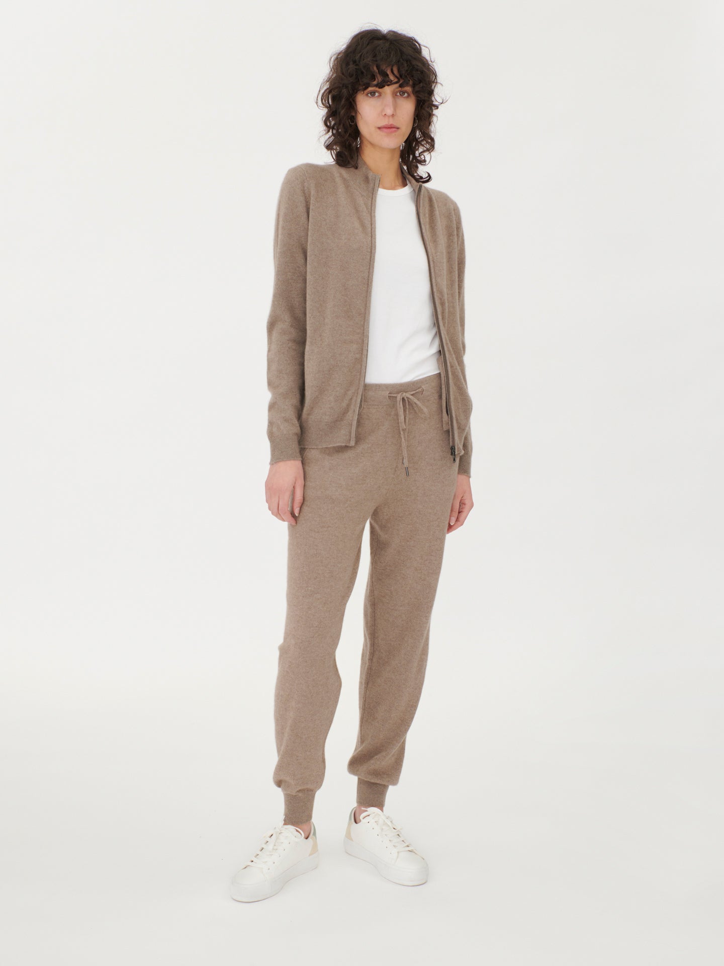 Women's Cashmere Organic Colour Cuffed Jogger Taupe - Gobi Cashmere