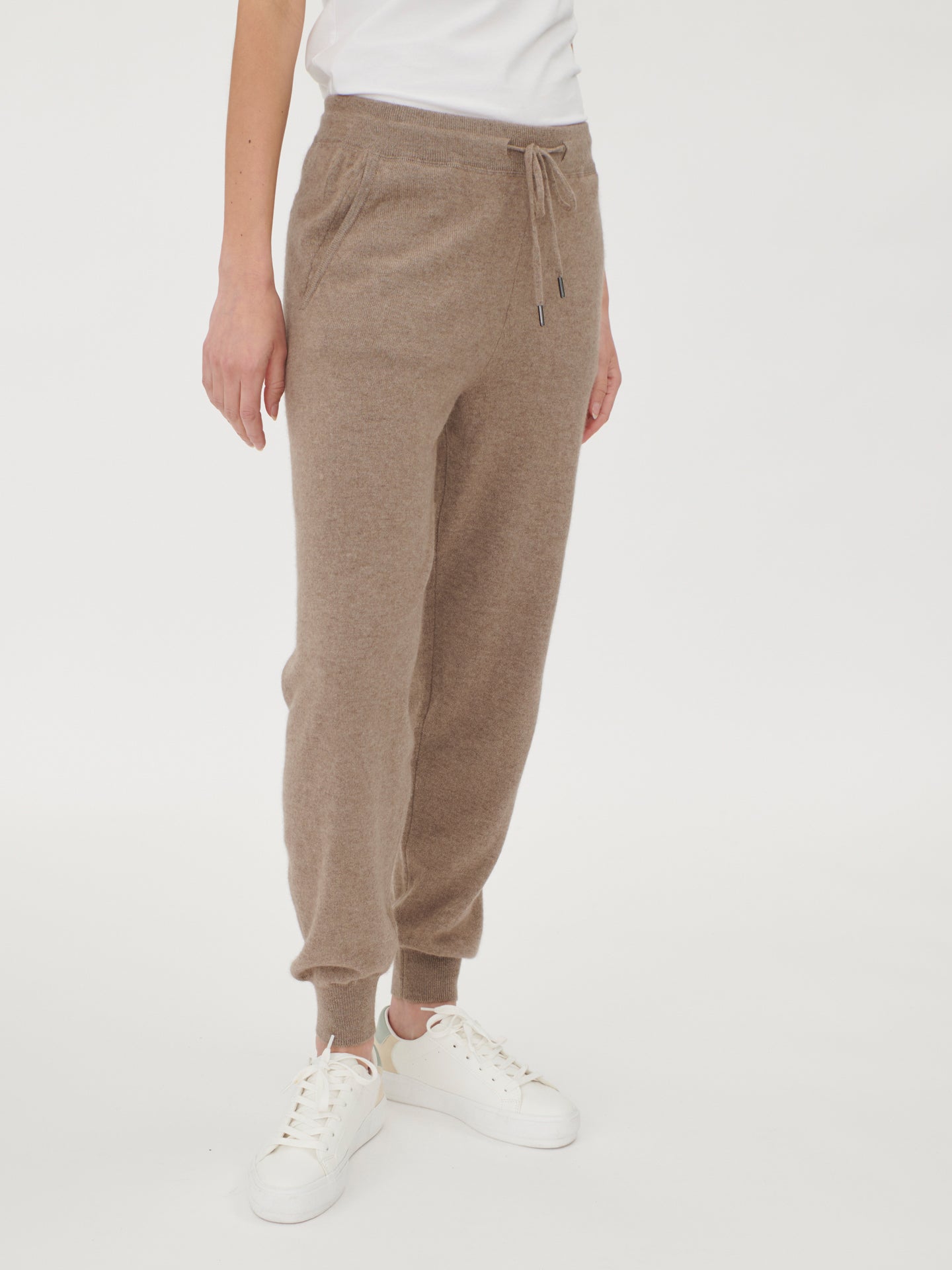 Women's Cashmere Organic Colour Cuffed Jogger Taupe - Gobi Cashmere