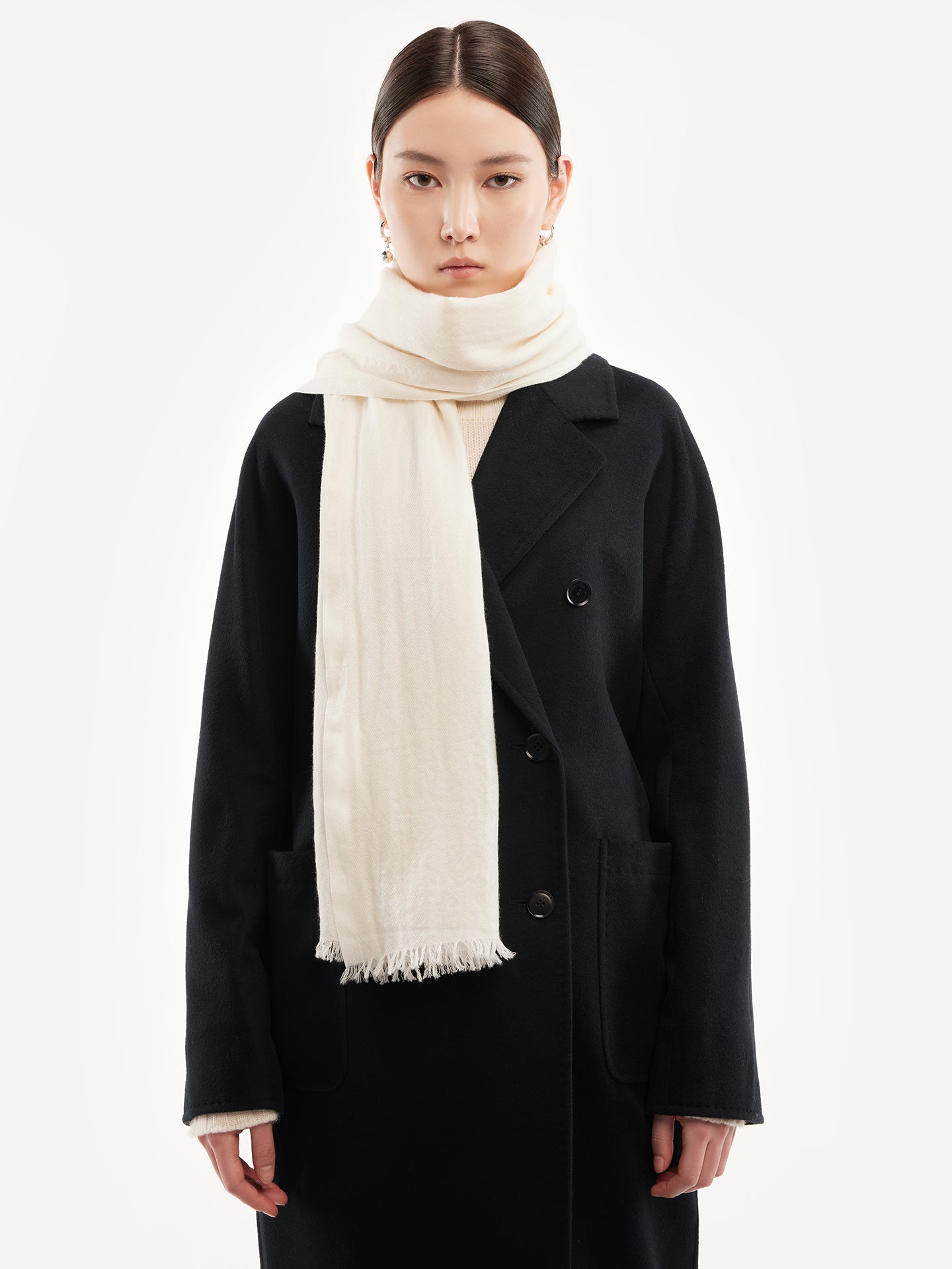 Cashmere Scarf in Taupe - in the windsor. Online-Shop