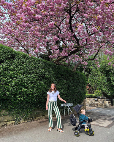 Blogger Megan Ellaby with her daughter in the S5 Liki Trike