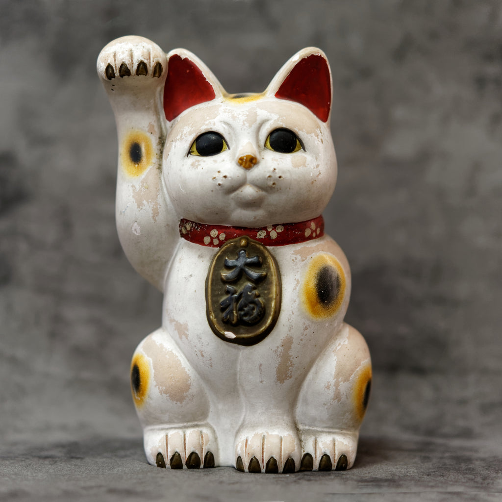 Maneki Neko - Vintage Beckoning Cat – HELMN