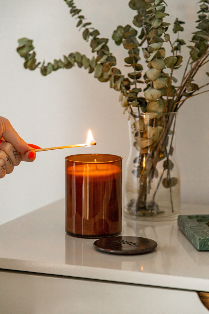 How to Choose and Use Scented Candles in the Bedroom