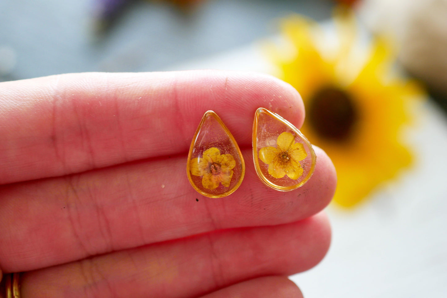 Garden Of Petunia - Floral Earrings – Aaraa Accessories