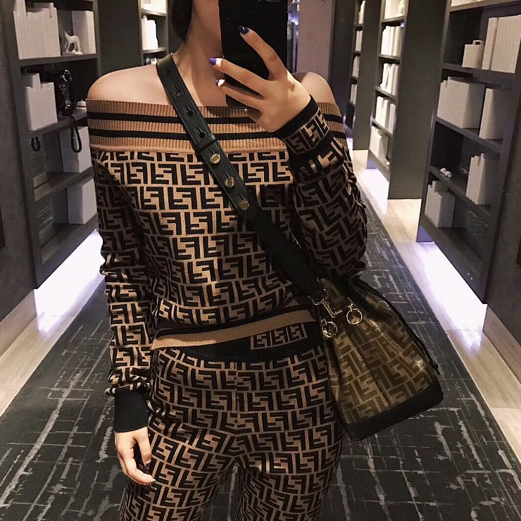 LV Louis Vuitton Long Sleeve Bodycon Dress from bailianyi