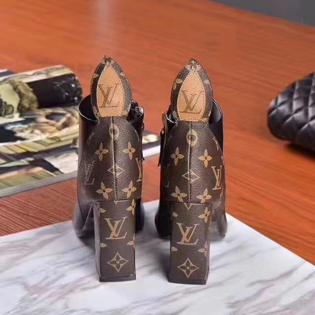 LV Louis Vuitton Women Fashion High Heels Boots Shoes