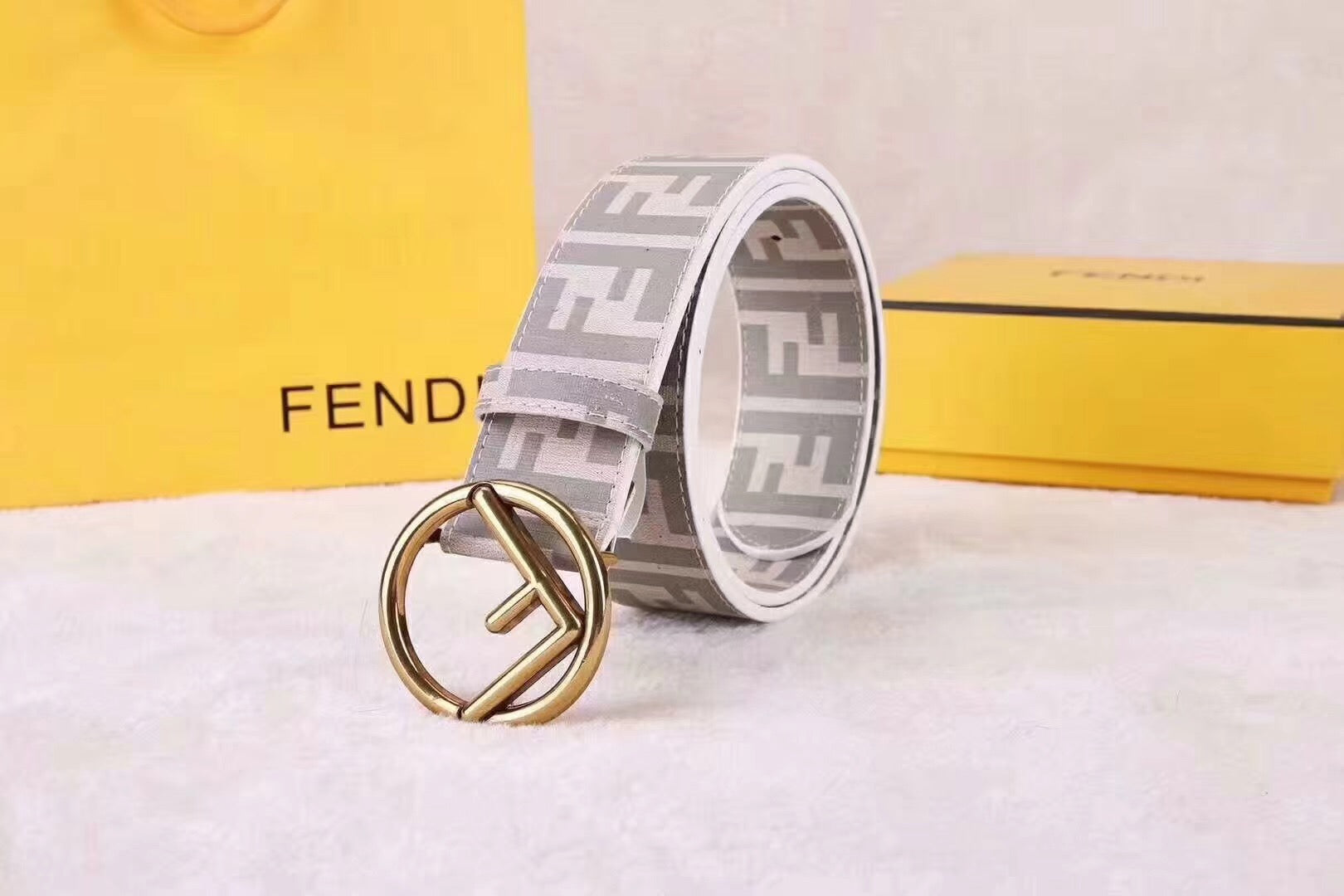 Fendi Men Woman Fashion Smooth Buckle Leather Belt