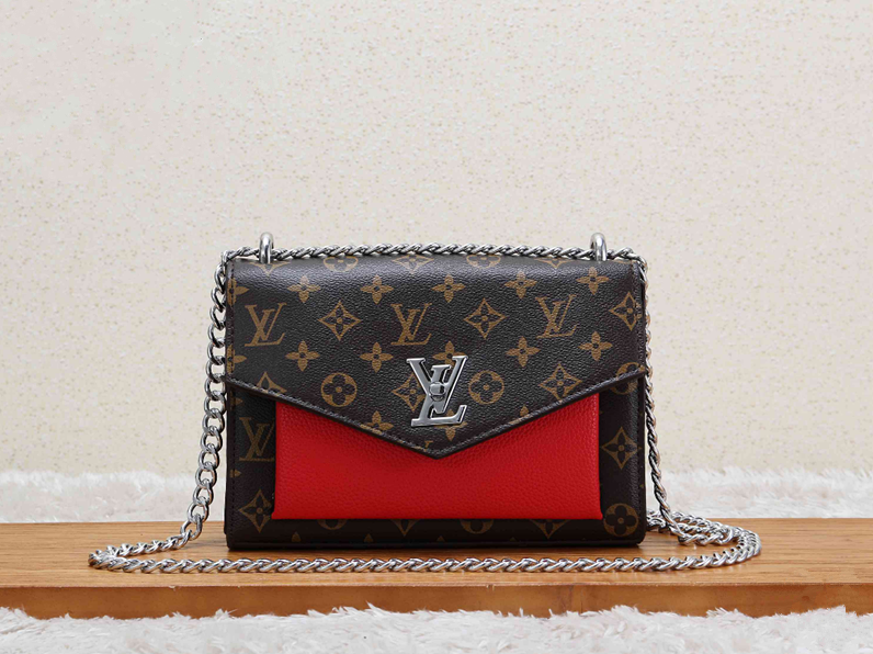 Louis Vuitton LV Women Shopping Leather Metal Chain Crossbody Sa
