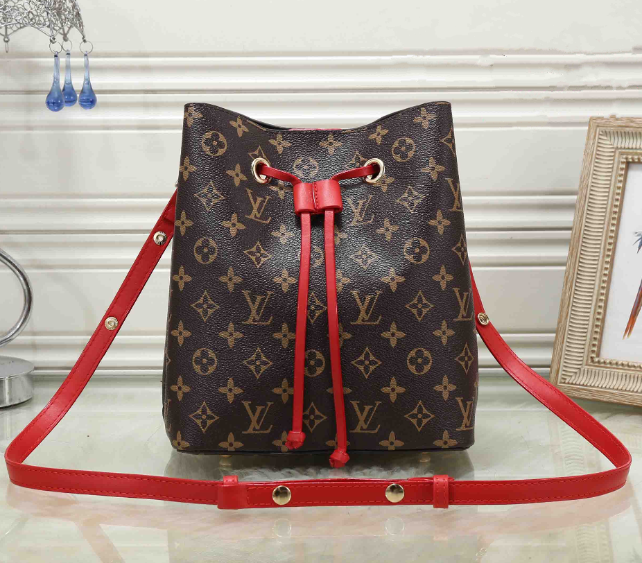 LV Women Shopping bag Leather Satchel Handbag Crossbody Shoulder Bag Two Piece Set