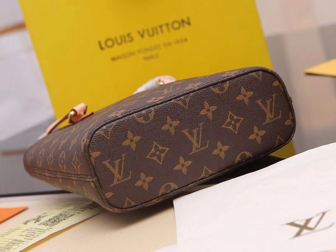 Louis Vuitton LV Women Fashion Leather Handbag Tote Satchel Cros