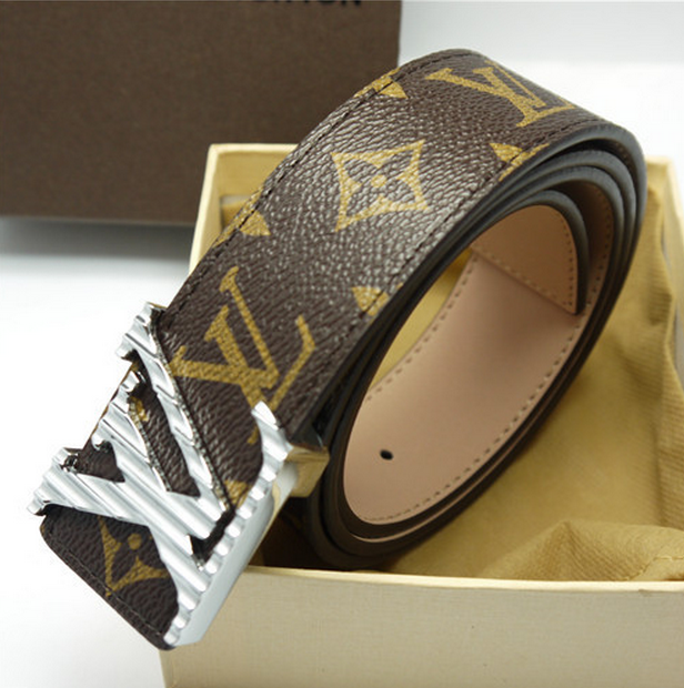 LV Woman Fashion Smooth Buckle Belt Leather Belt