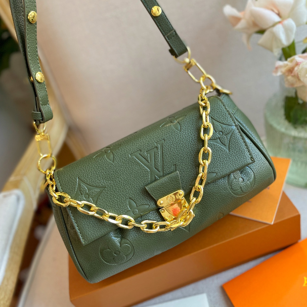 LV Louis Vuitton tide brand female outdoor personality wild chai