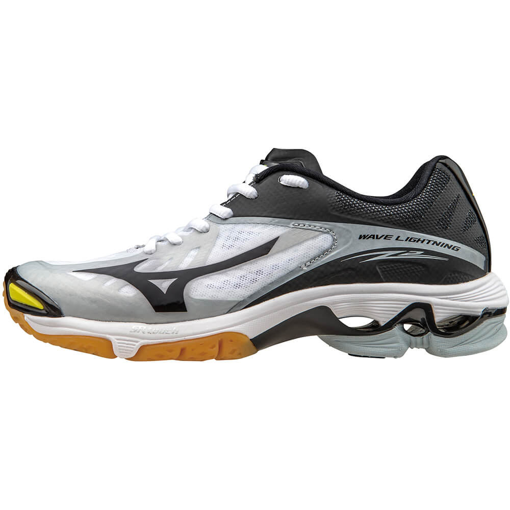 mizuno men's wave lightning z2