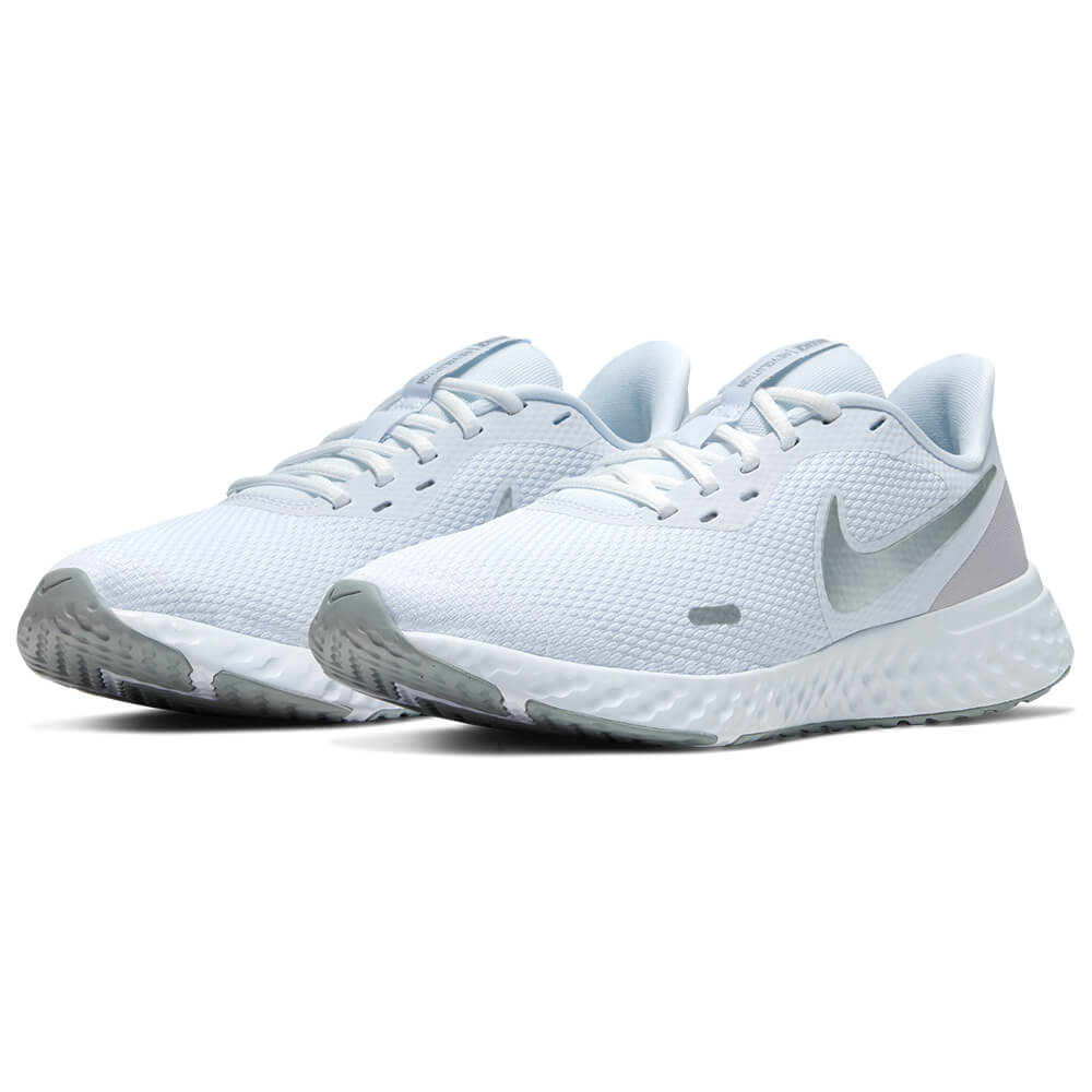 nike wolf grey running shoes