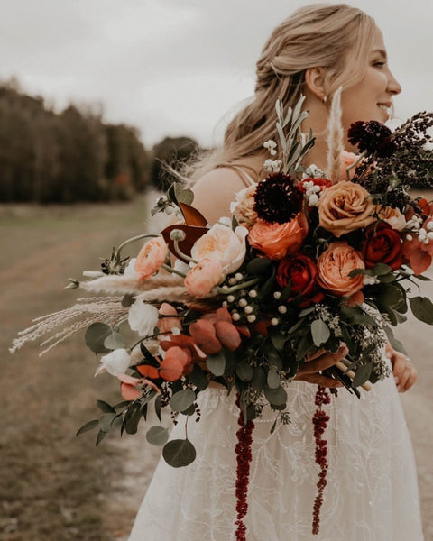 dark boho wedding bouquet