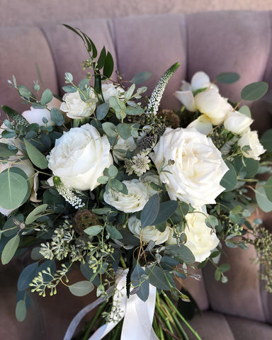 white wedding flowers