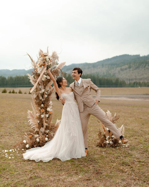 fall wedding backdrop