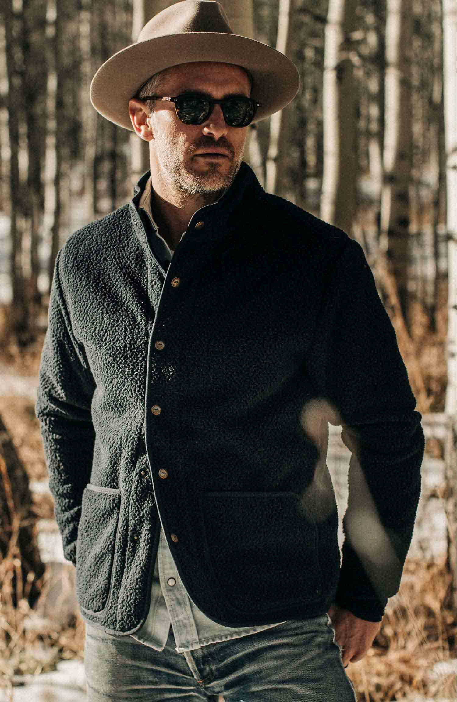 “The Port Jacket”は驚くほどシンプルながら、魅力的。それは、こだわりのディテールのおかげでもある。