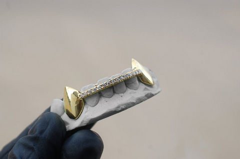 Yellow Gold Iced Out Diamond Bar Grillz with Fangs