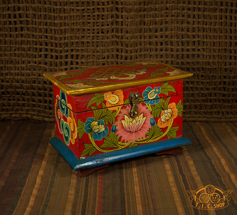 wooden chest jewelry box