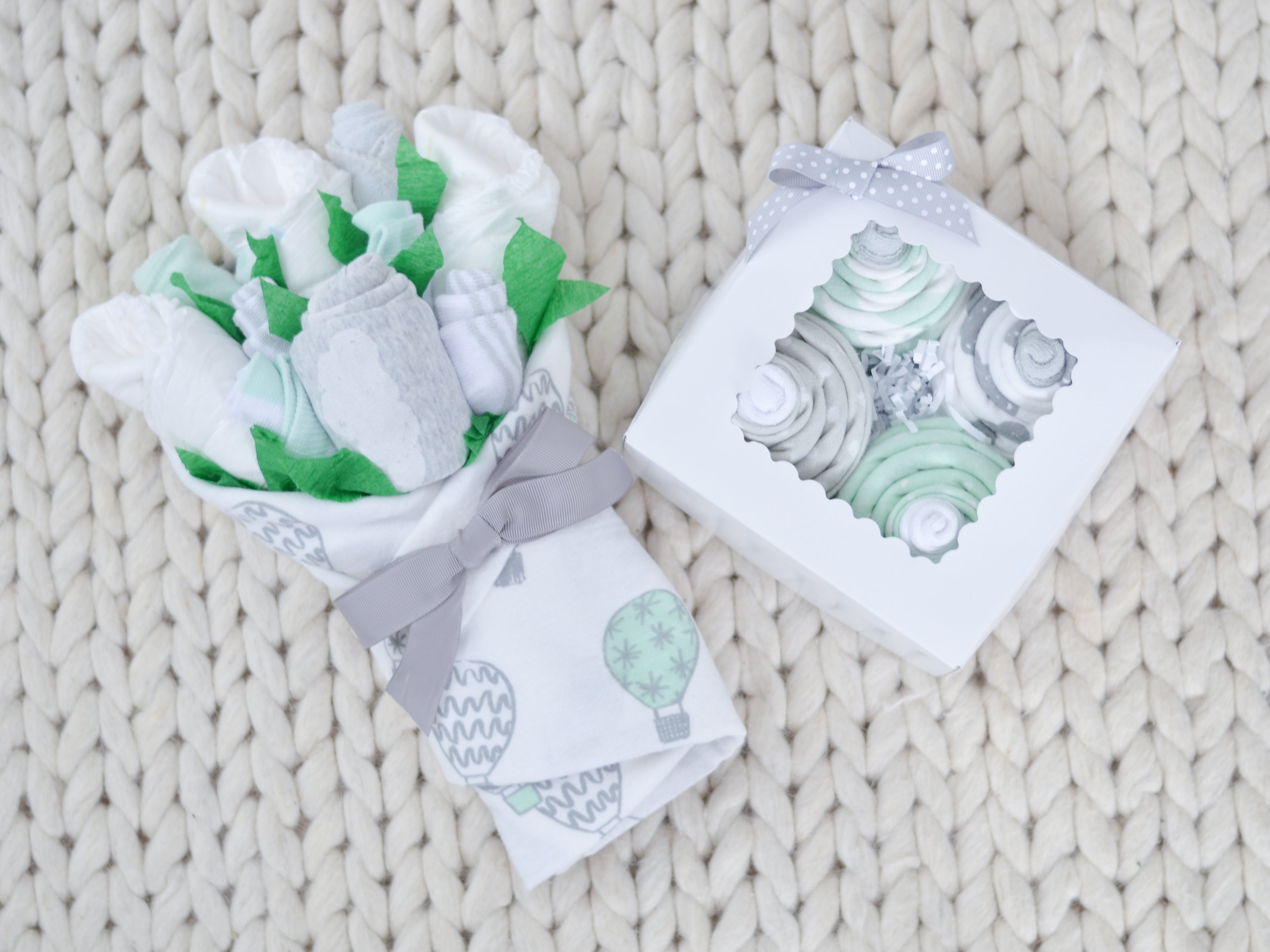 Neutral baby cupcake and bouquet gift set