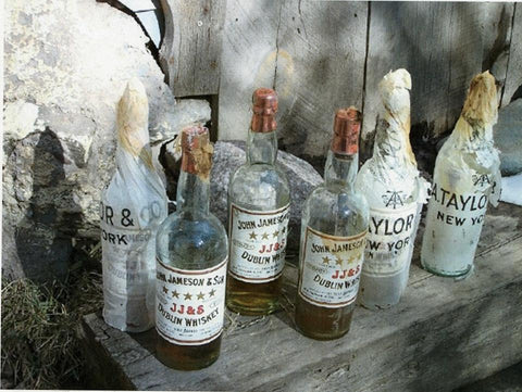 Old-Jameson-Irish-Whiskey-Bottles-Prohibition-HelloDrinks-Blog