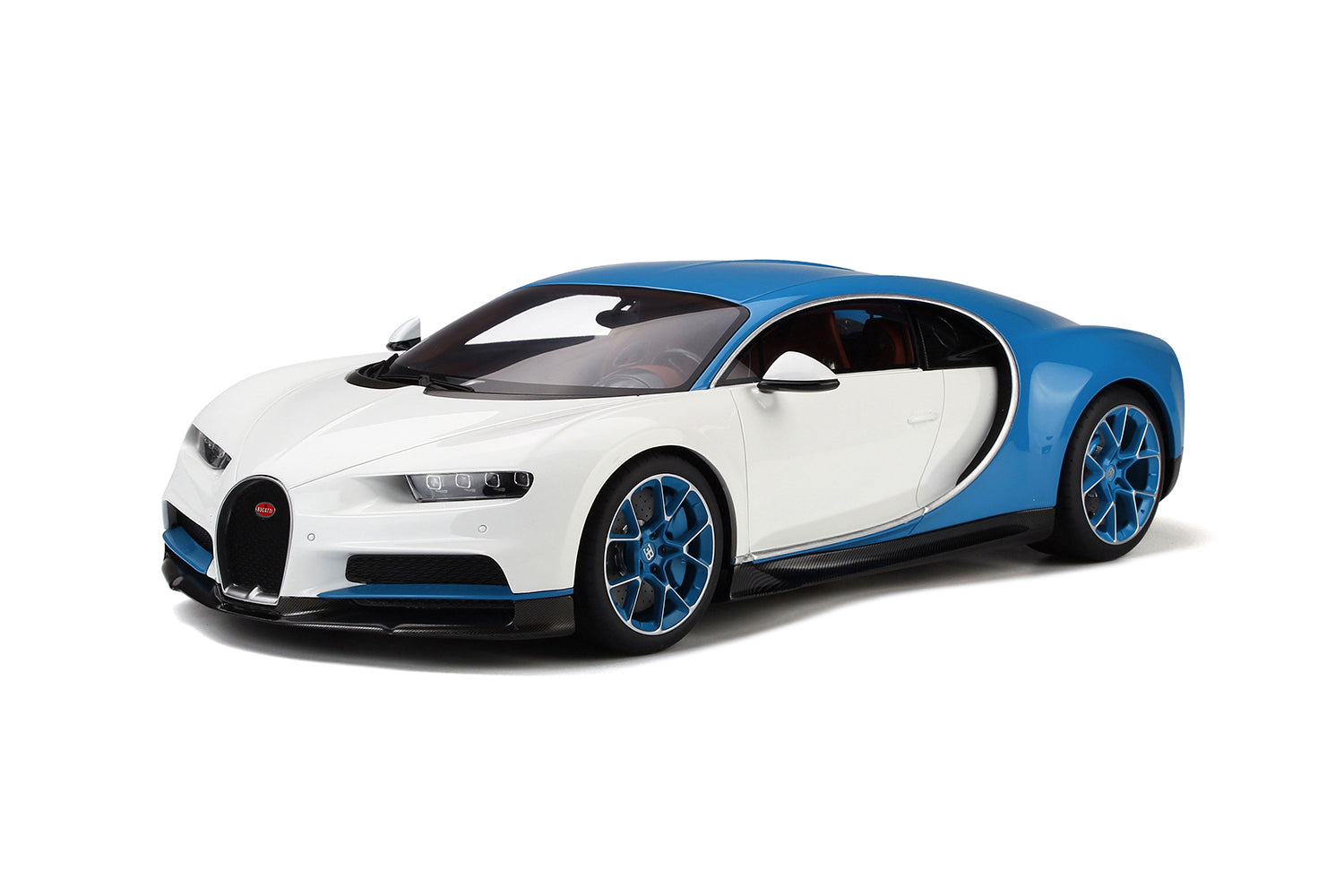 Chiron gt autos 1 18. Модель Bugatti Veyron Kyosho. Bugatti Chiron 2017 Atlantic Blue 1:12 AUTOART. Бугатти 1/24 кит Бураго. Bugatti 12в