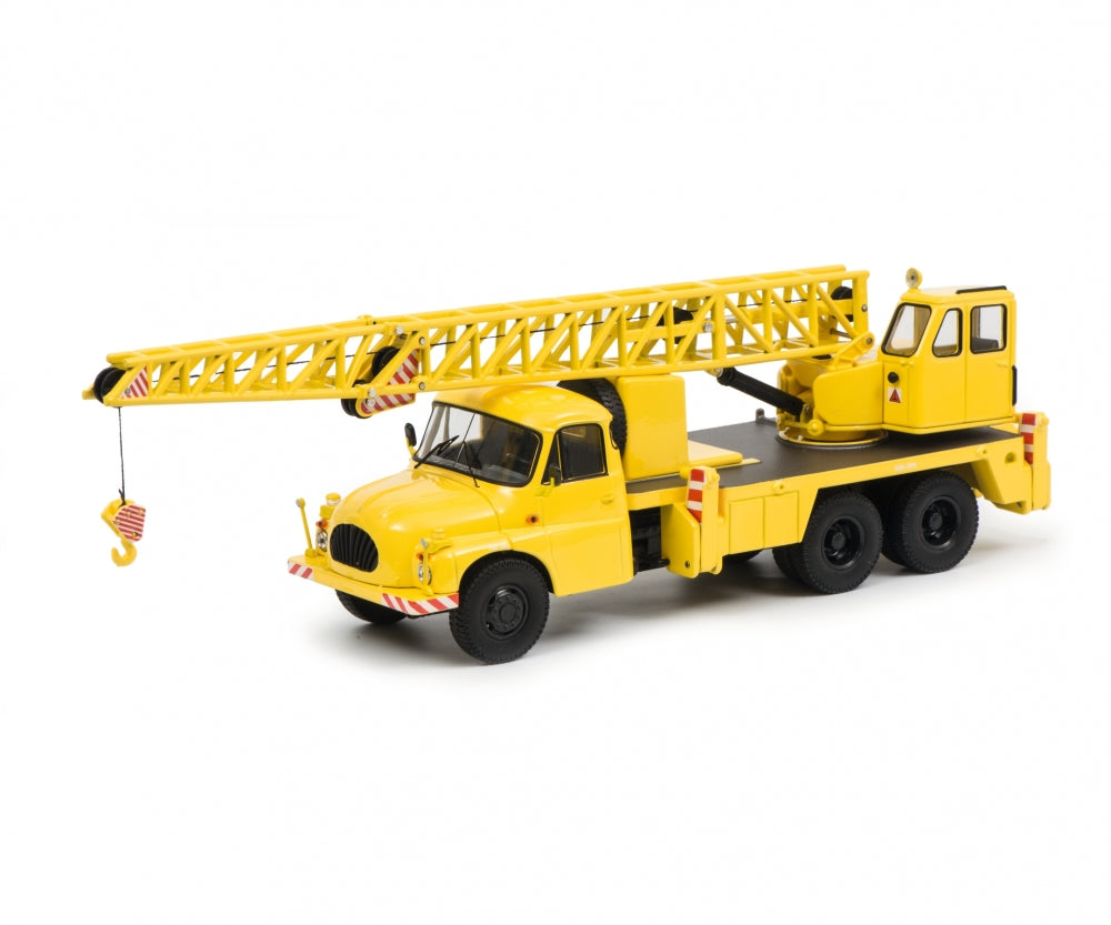 Масштабная модель татра. 1/43 Tatra t138. Татра 138 кран. Tatra t148 Crane vehicle - "Feuerwehr". Tatra 138 желтая.