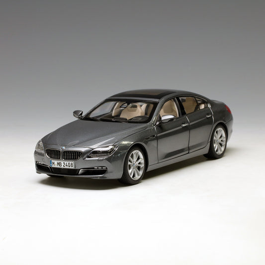 OTTO 1:18 Volkswagen Passat B6 R36 Variant Grey OT789 – YomaCarModel