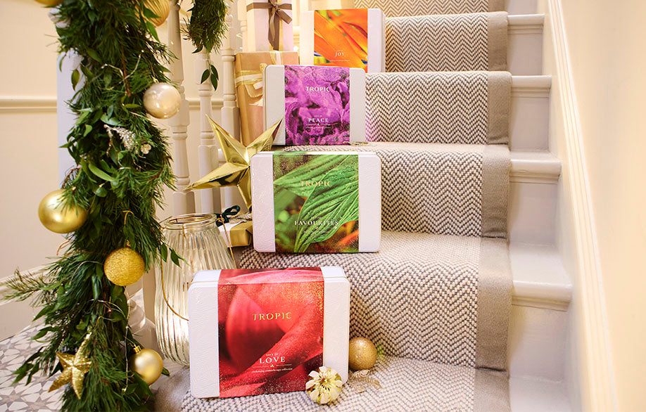 Beauty Christmas tins sitting on the stairs