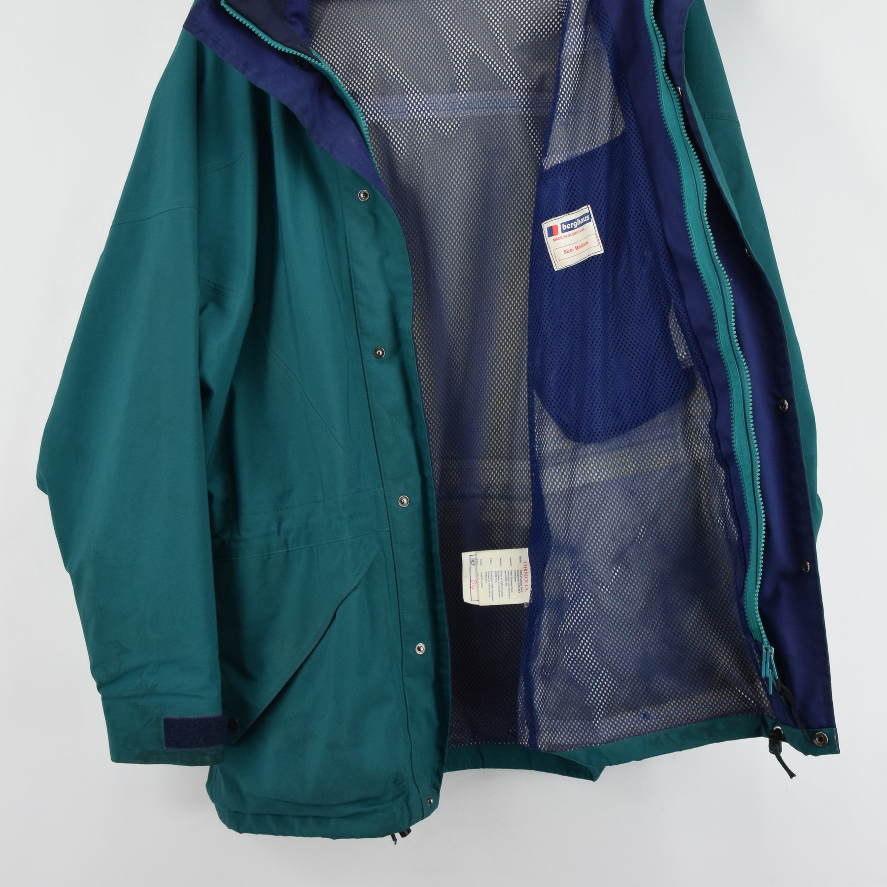 Vintage Berghaus Green Goretex Outdoor Jacket Made In Great Britain M Common Ilke Vintage